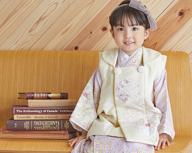 下駄は未使用です七五三 被服 3歳