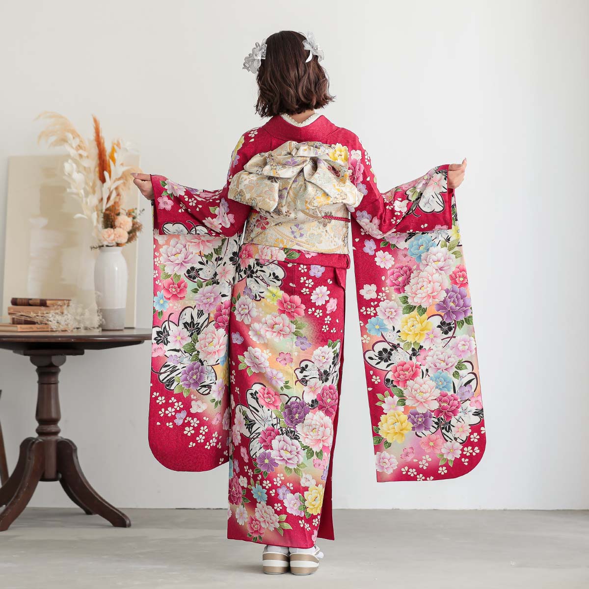 振袖：R1026 赤 彩色牡丹(絹)│ 振袖レンタル │ 京都着物レンタル夢館