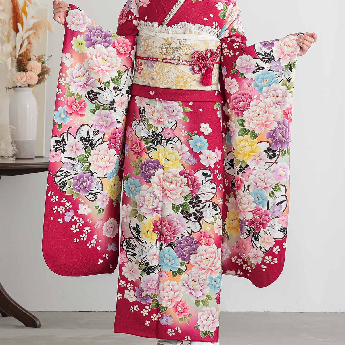 振袖：R1026 赤 彩色牡丹(絹)│ 振袖レンタル │ 京都着物レンタル夢館