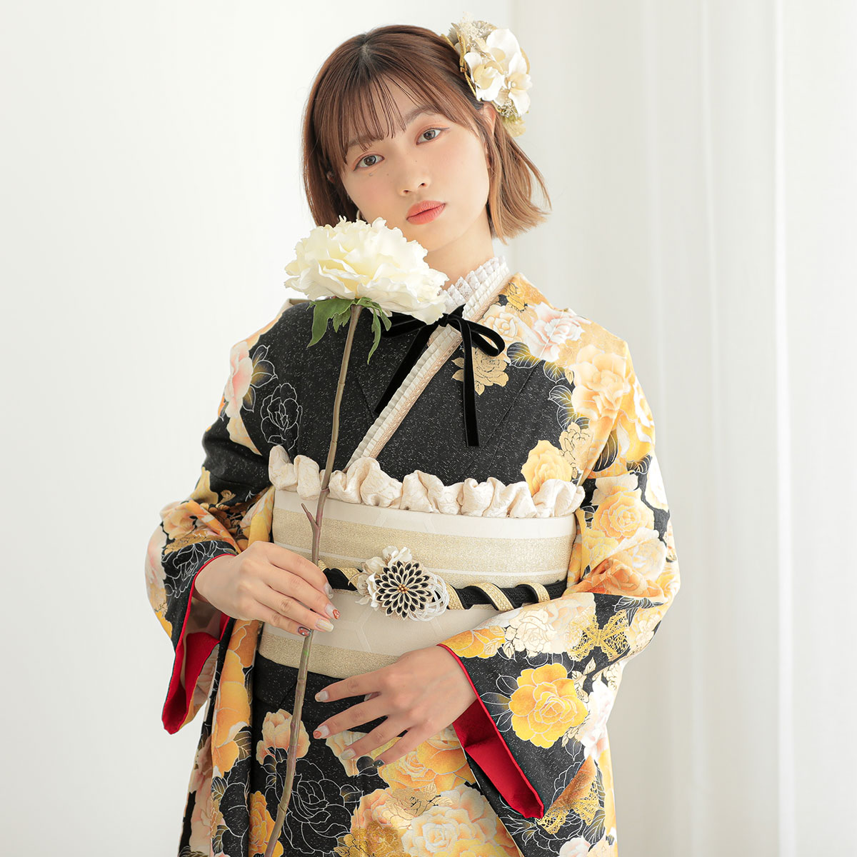 振袖：R1187 黒黄 薔薇☆(絹)(宅)│ 振袖レンタル │ 京都着物レンタル夢館