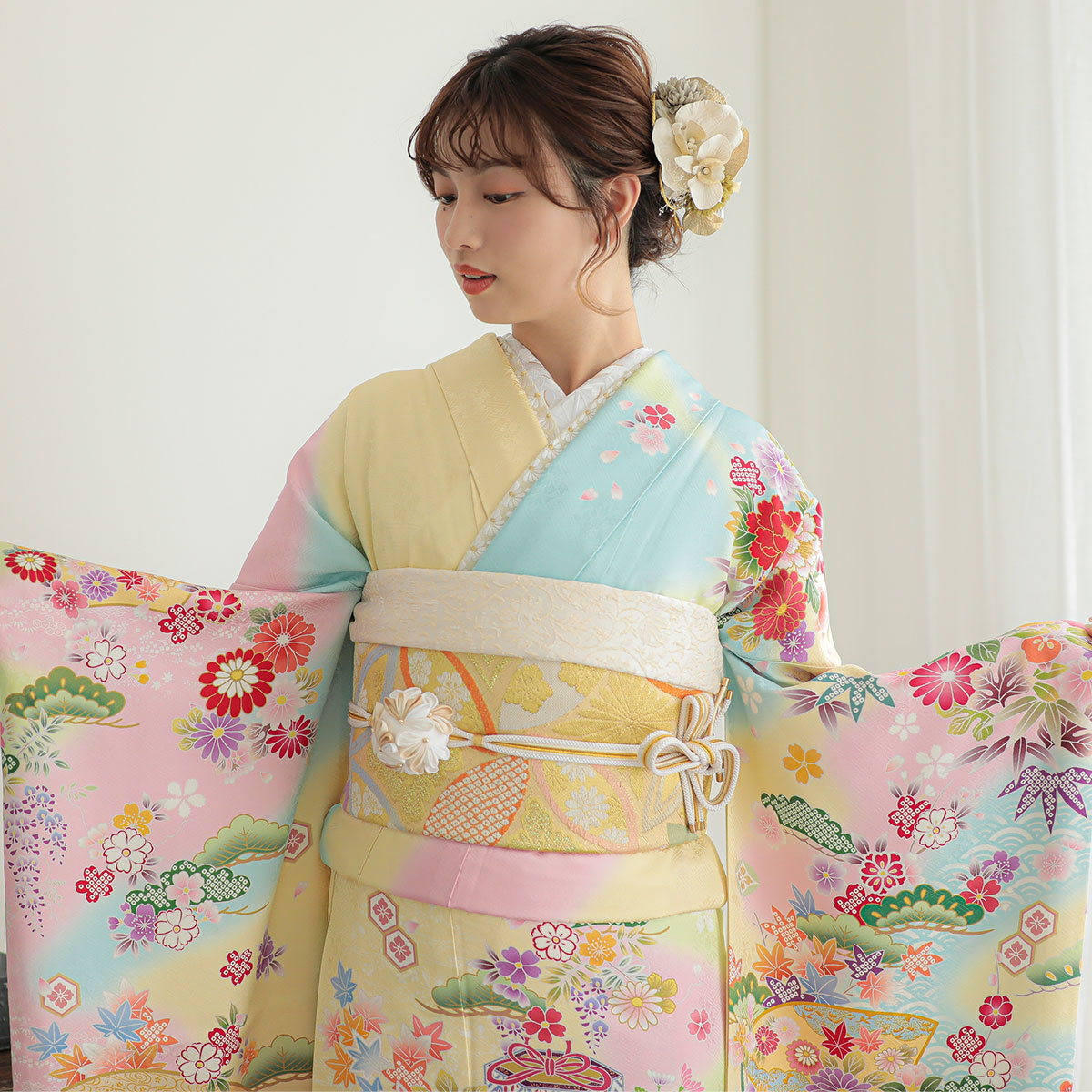振袖：R1377 黄ぼかし 吉祥貝桶に四季の花☆(絹)│ 振袖レンタル