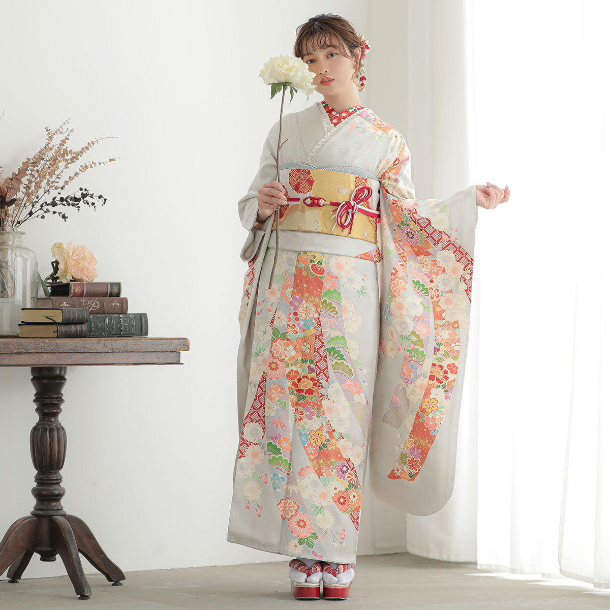 振袖：R1424 グレー 熨斗に八重桜☆(絹)(宅)│ 振袖レンタル │ 京都