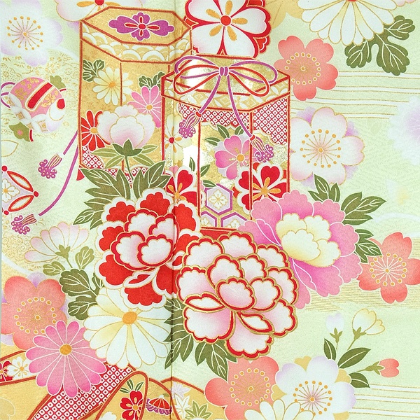 振袖:R1493 黄 吉祥菊牡丹に貝桶(絹)(R873)│ 振袖レンタル │ 京都 振袖:R1493 黄 吉祥菊牡丹に貝桶(絹)(R873)│ 振袖レンタル │ 京都