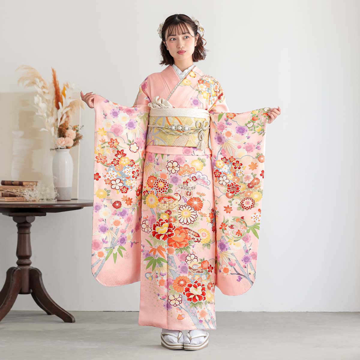 振袖：R1528 ピンク 貝桶に牡丹菊☆(絹)│ 振袖レンタル │ 京都着物 