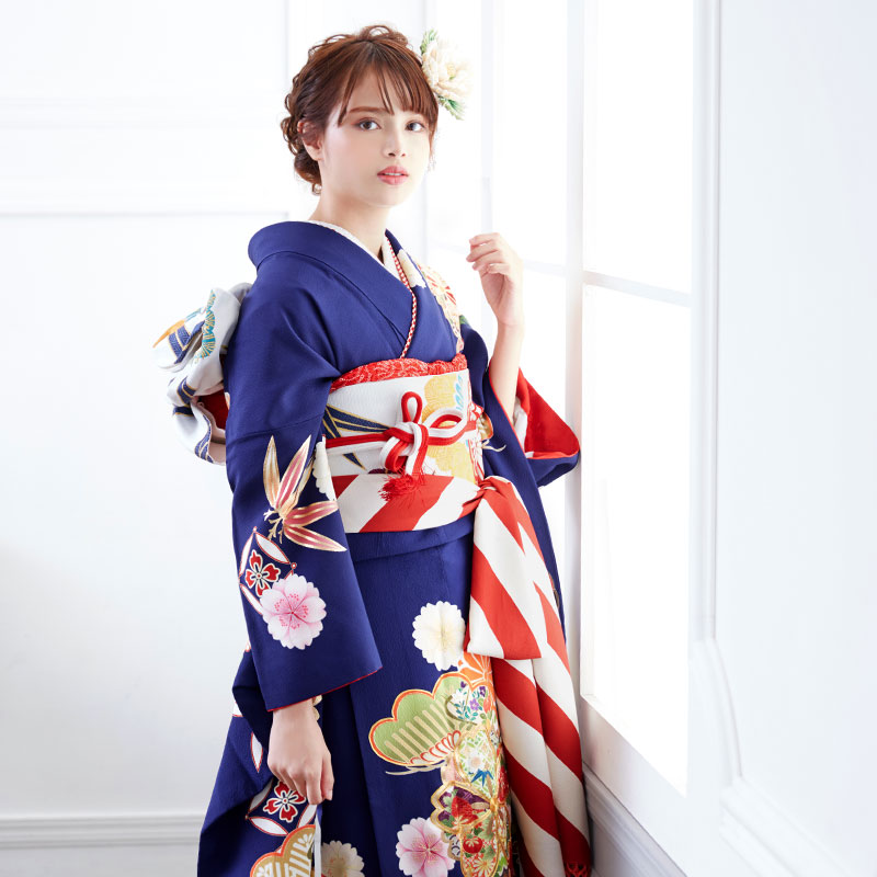 振袖:R1621 紺 松笹に桜と菊☆(絹)│ 振袖レンタル │ 京都着物 振袖:R1621 紺 松笹に桜と菊☆(絹)│ 振袖レンタル │ 京都着物