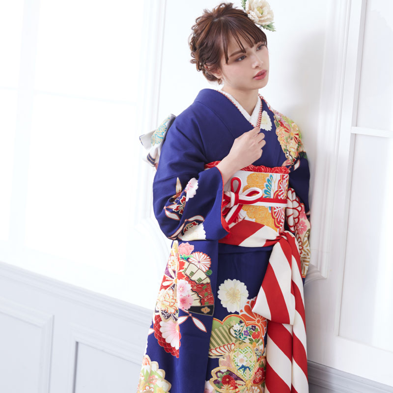振袖:R1621 紺 松笹に桜と菊☆(絹)│ 振袖レンタル │ 京都着物 振袖:R1621 紺 松笹に桜と菊☆(絹)│ 振袖レンタル │ 京都着物