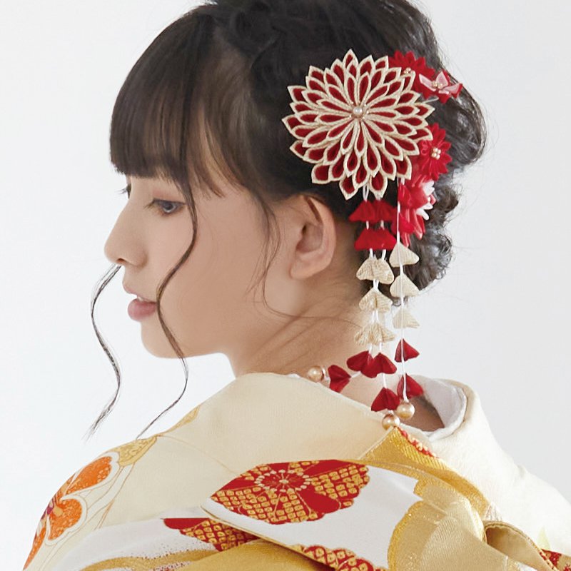 振袖：R1734 薄黄色 波に扇面鞠と花（絹）│ 振袖レンタル │ 京都着物
