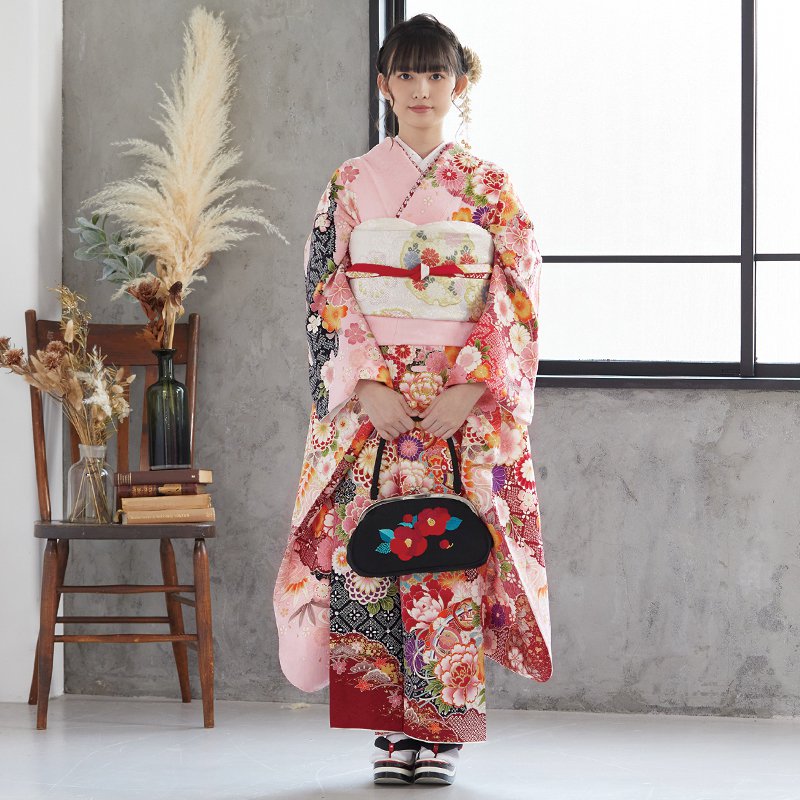 Amari128　3点おまとめ　お振袖 赤2点、ピンク1点 白石 乙華 ×Allure（アリュール）の振袖-赤|成人記念の新作振袖ご