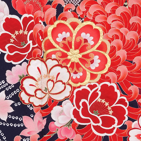 振袖：R1822 【訳あり】紺 雪輪桜に菊花☆(絹)(R1242)│ 振袖レンタル