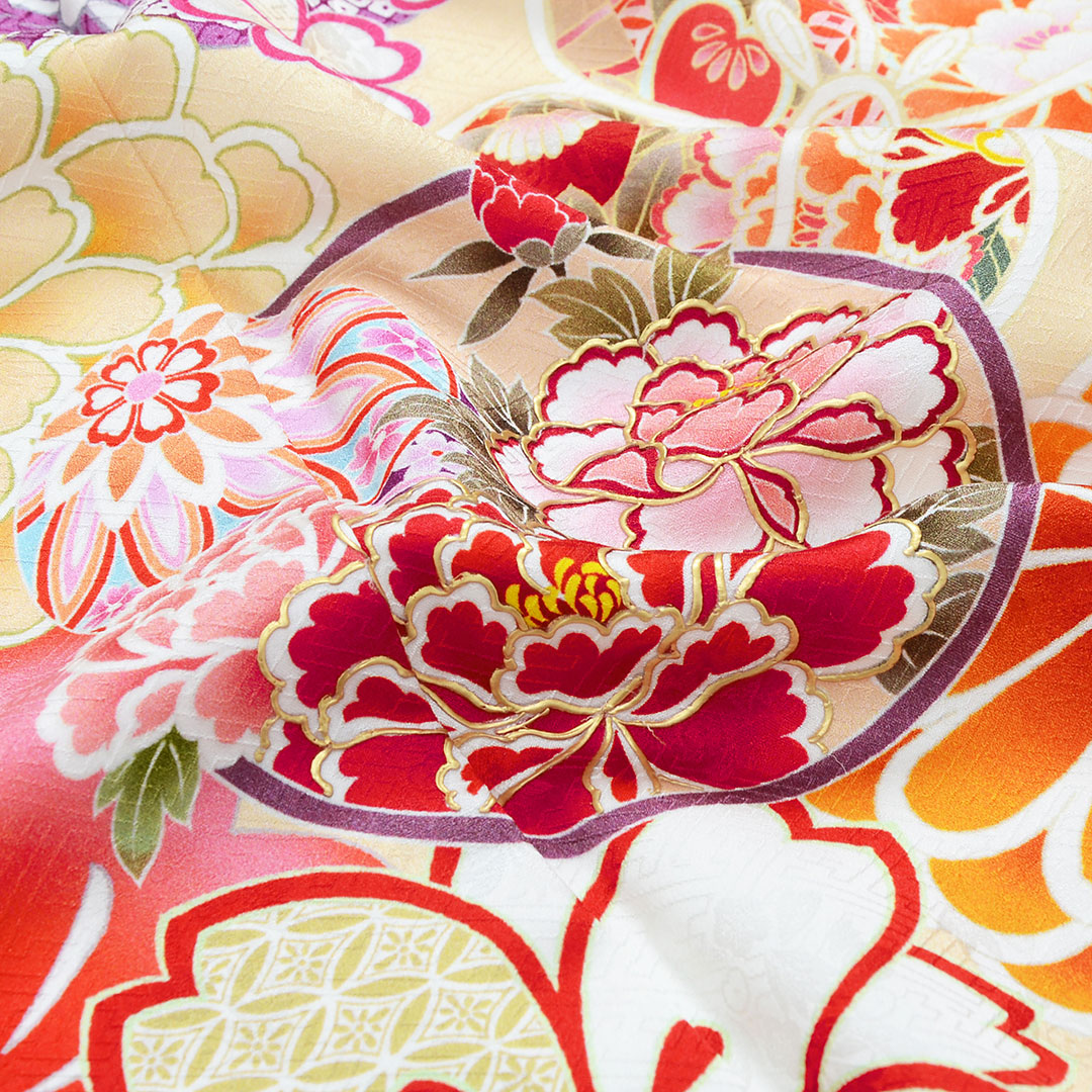 振袖：R1840 クリーム 桜菊梅に丸に花(絹)│ 振袖レンタル │ 京都着物