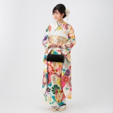 振袖：R1907 紅一点 白 牡丹にねじ梅鶴│ 振袖レンタル │ 京都着物