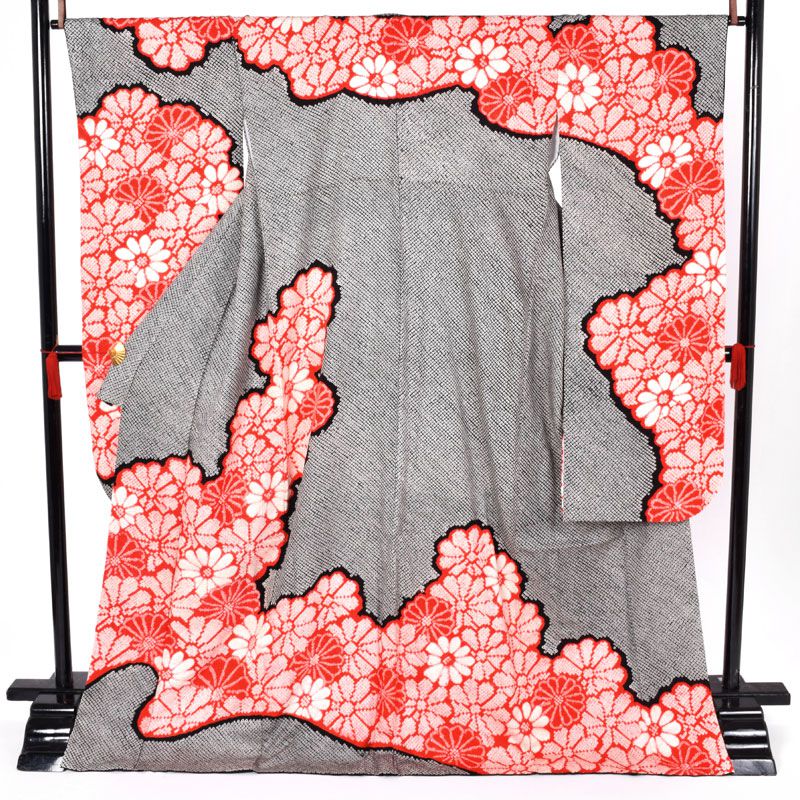 振袖：R1943 黒 総絞り 赤い菊│ 振袖レンタル │ 京都着物レンタル夢館