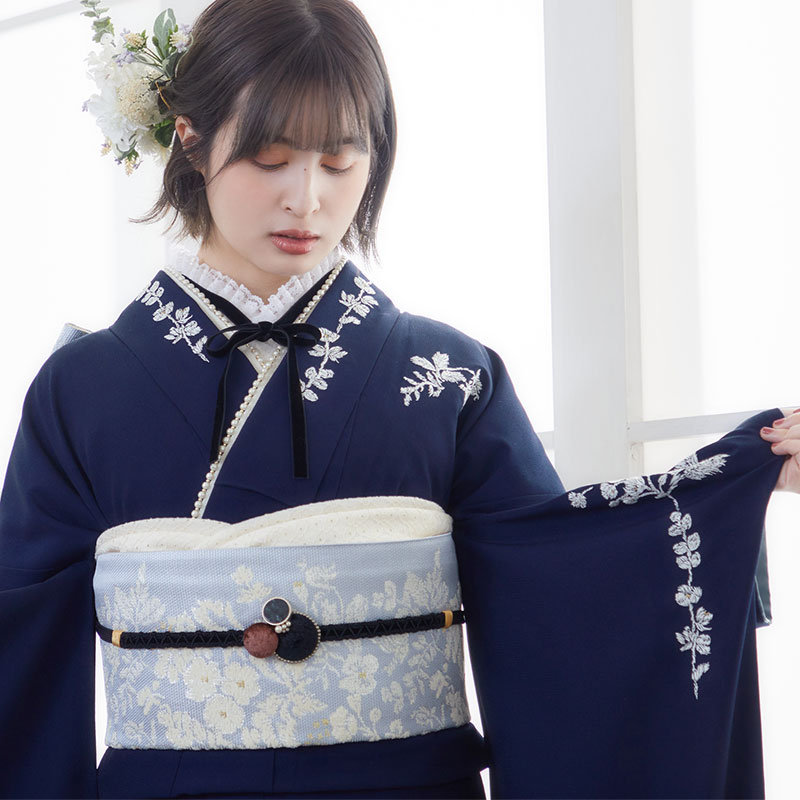 振袖：R1952 Kami Shibai 紺 草花│ 振袖レンタル │ 京都着物レンタル夢館