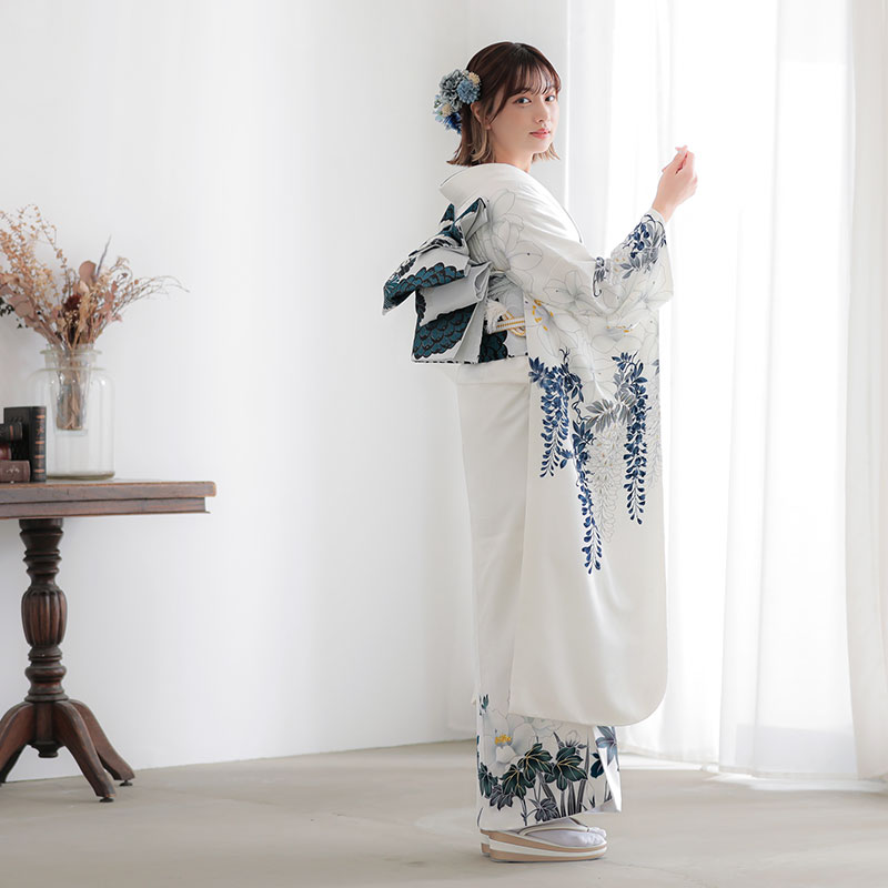振袖：R2035 Vサンク 白 牡丹に花々│ 振袖レンタル │ 京都着物