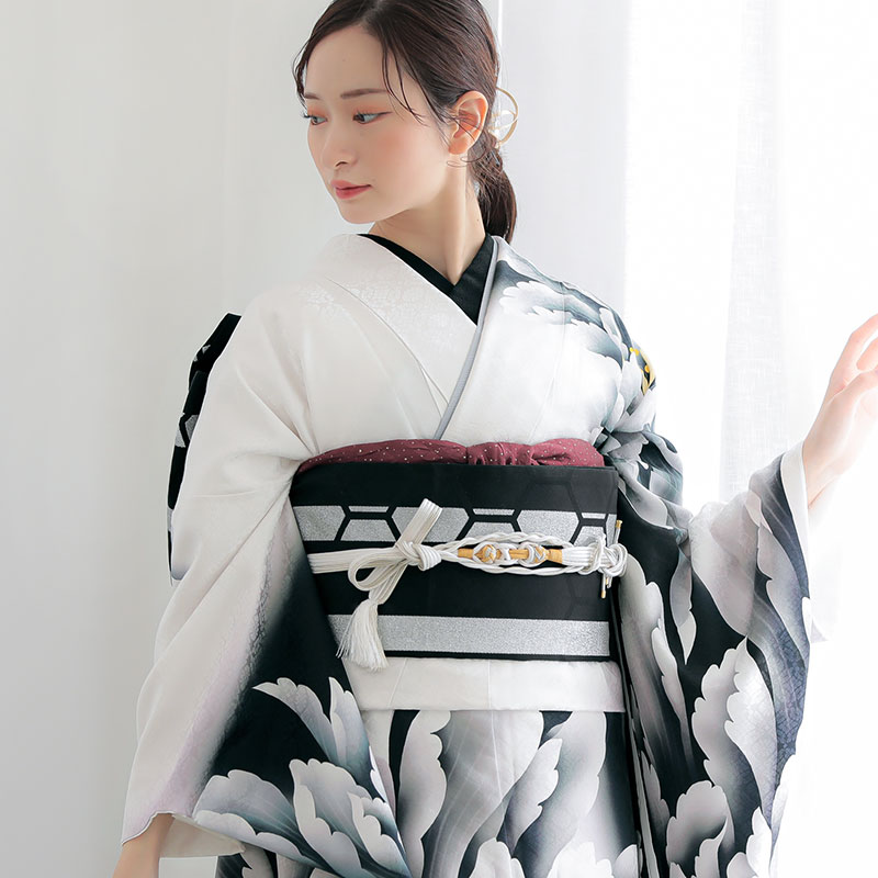 振袖：R2046 白×黒 大輪牡丹│ 振袖レンタル │ 京都着物レンタル夢館