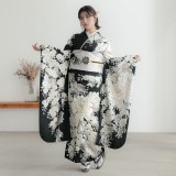 振袖： R2086黒 牡丹に桜