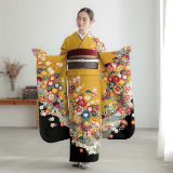 振袖： R2112山吹色 牡丹に花籠