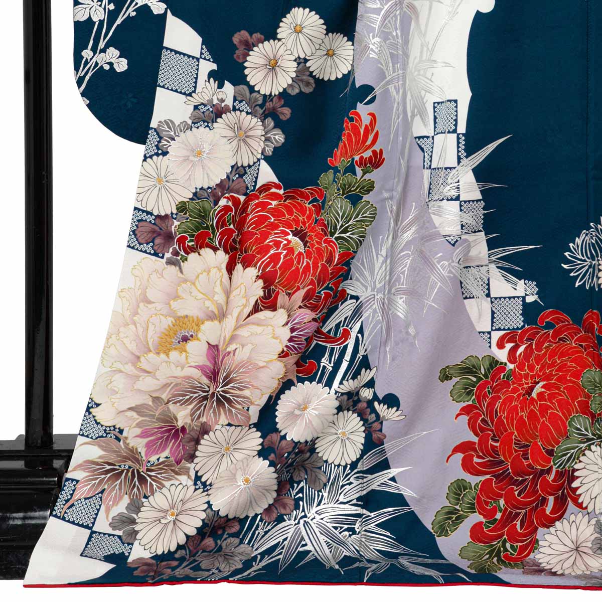 振袖：R2114 鉄紺 菊牡丹に笹│ 振袖レンタル │ 京都着物レンタル夢館