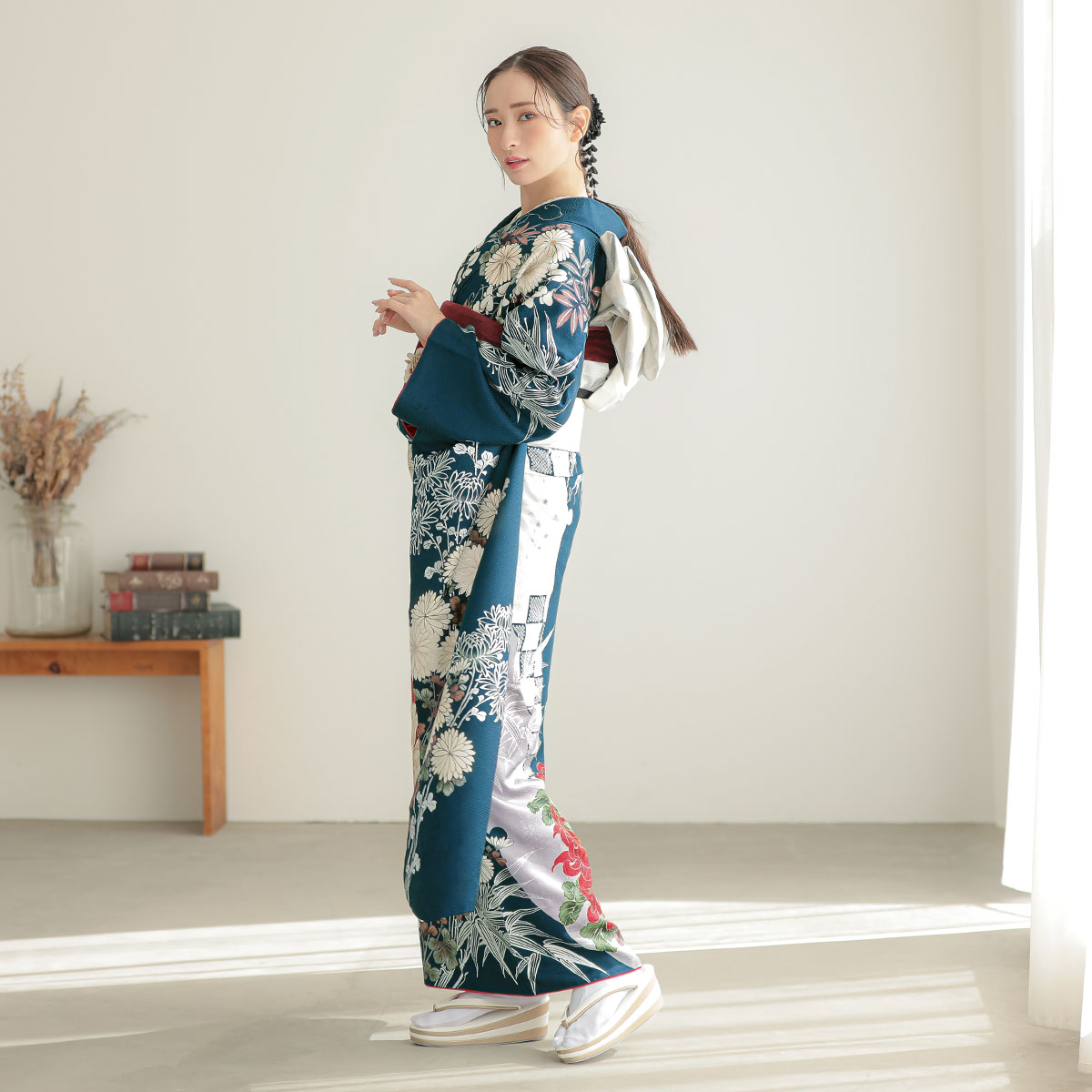 振袖　刺繍　金彩　貝桶　牡丹　熨斗　菊　牡丹　流水　成人式　着物　101b d 正統派古典 緑 牡丹柄/貝桶柄 金彩金駒刺繍京友禅 おしとやか 綺麗
