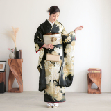 yu・振袖単品一点 格安モード 黒/紫 蝶々柄 かっこいい グラマラス 派手 目立つ 人