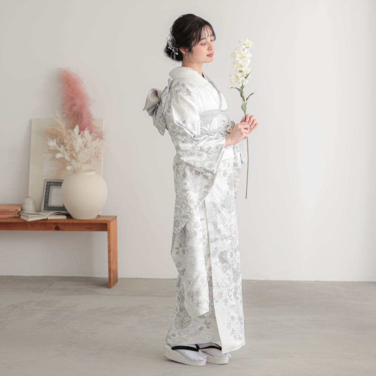 振袖 大輪 牡丹 藤 銀通し 身丈172cm MO3833 振袖： R2135白銀 牡丹に雪輪