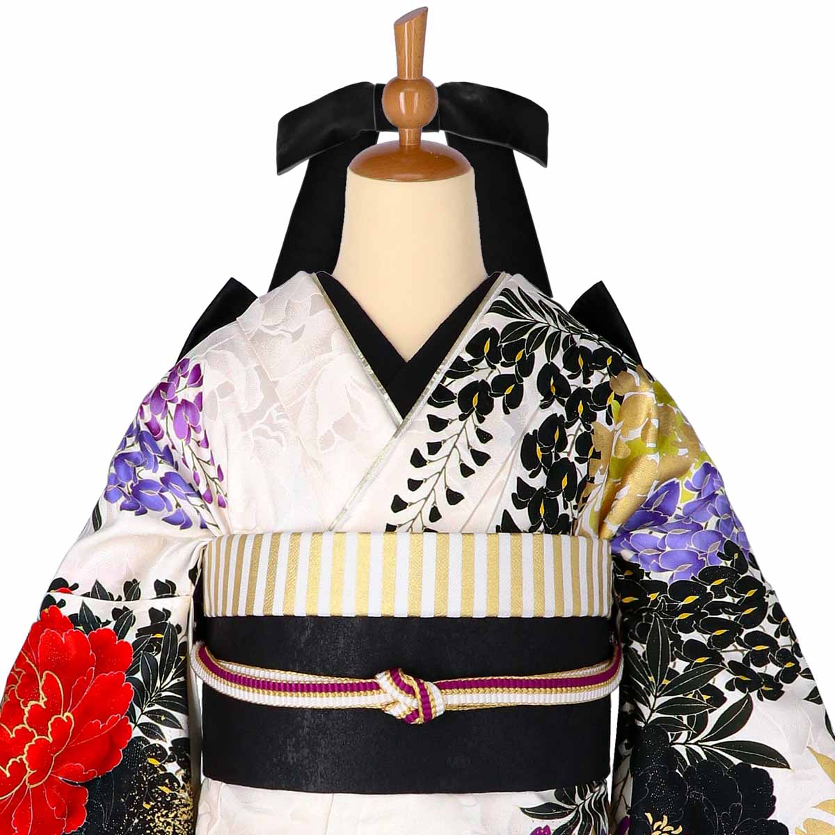 振袖：R2136 Lako Kula 白x黒 牡丹に藤│ 振袖レンタル │ 京都着物