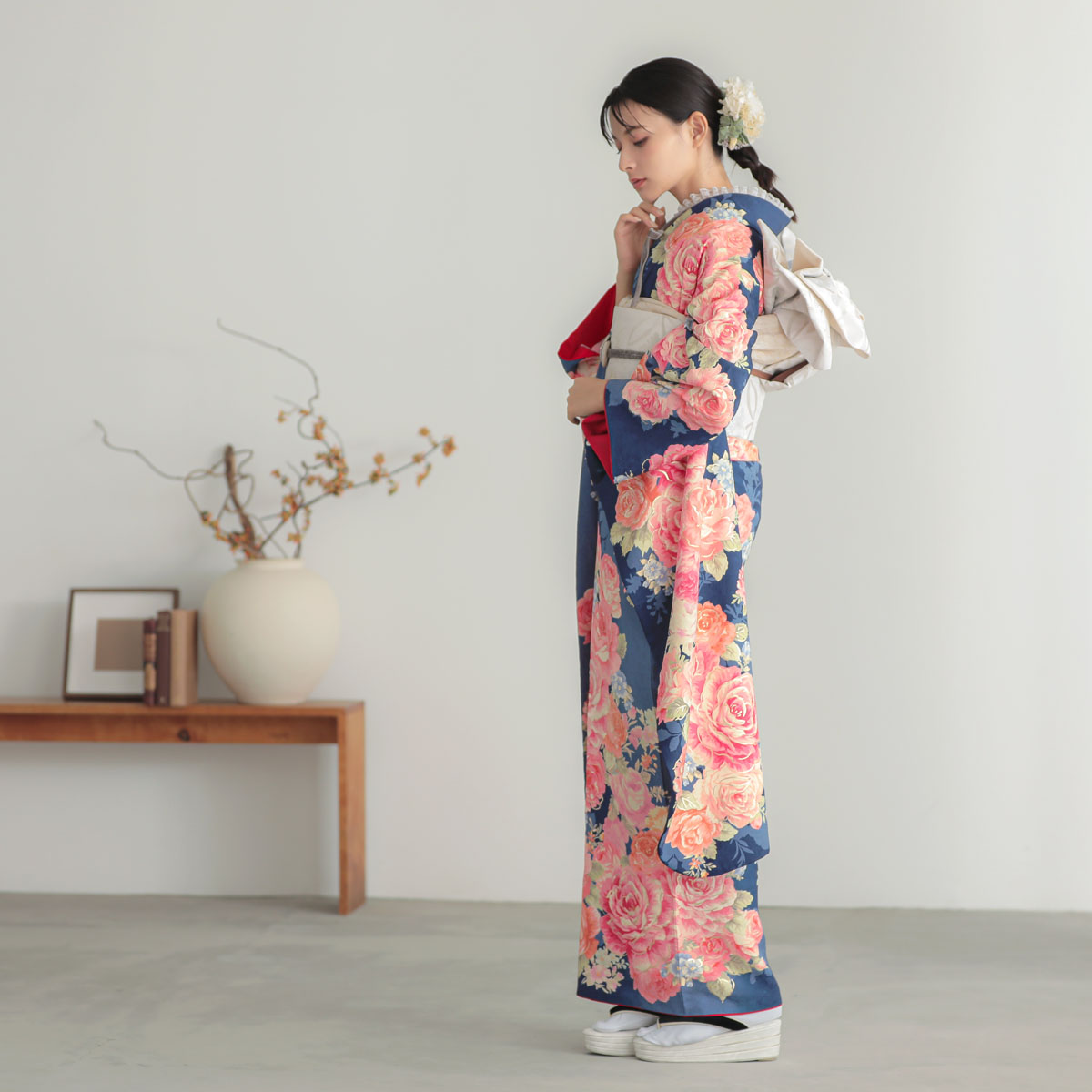 振袖：R2151 LIZ LISA 紺 薔薇尽くし│ 振袖レンタル │ 京都着物