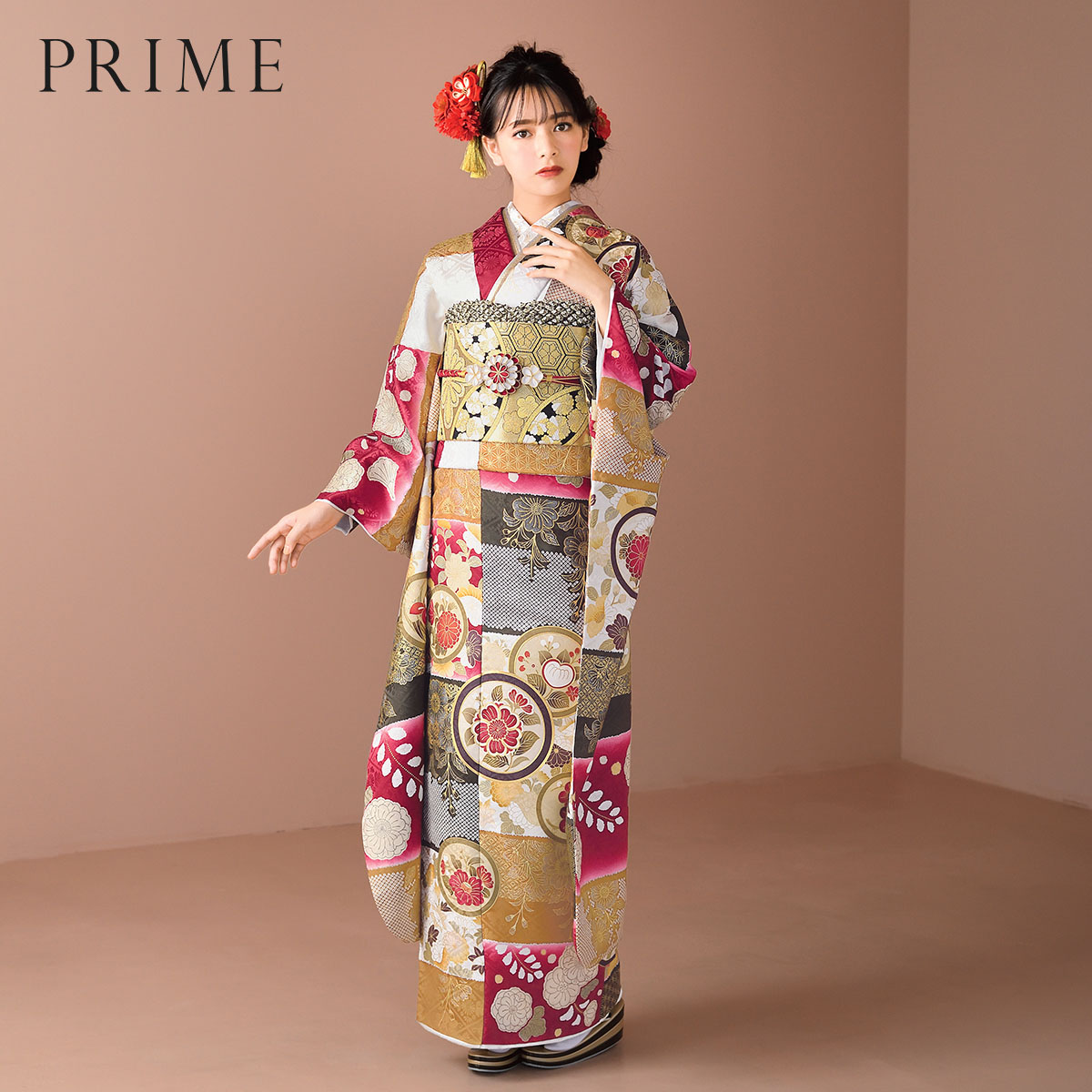振袖：R2175 PRIME 紅 段違いに花丸文│ 振袖レンタル │ 京都着物