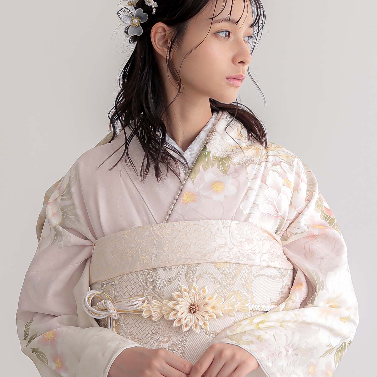 振袖襦袢　梅花　楓　菊花　牡丹　流線模様　グラデーション　ピンク　着物　022t TAKAZENの振袖 /ピンク色/古典/牡丹柄/ 最新作正統派古典 ピンク