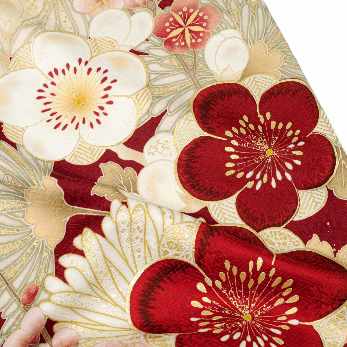 ✳︎プロフ必読✳︎　振袖　正絹　赤✖️白　花文様　美品　おしゃれ　ラメ 東京レトロ 白地/赤 菊柄 綺麗 かわいい モダン 上品 マーシュ彩【通販