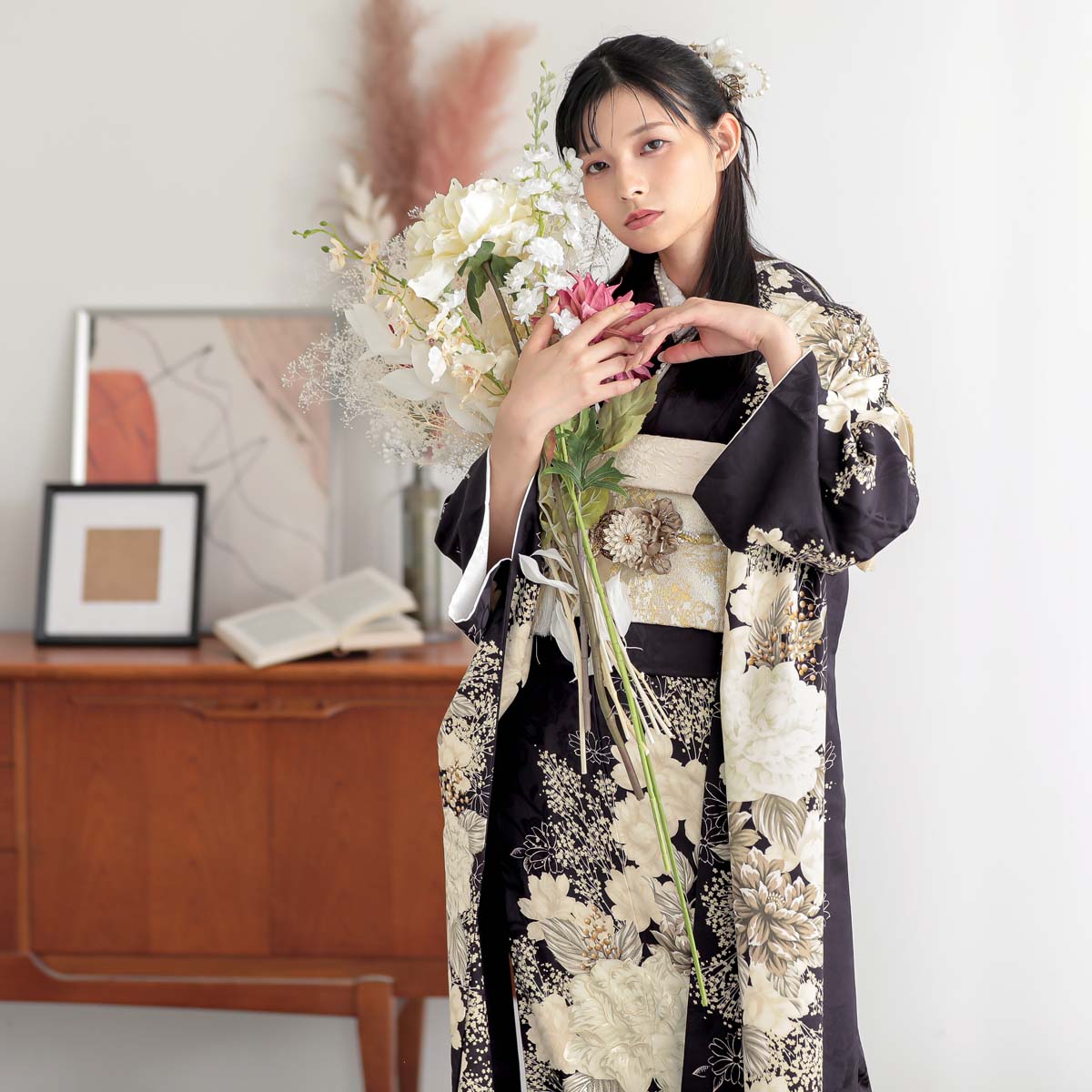 振袖：R2212 黒紫 白洋花│ 振袖レンタル │ 京都着物レンタル夢館