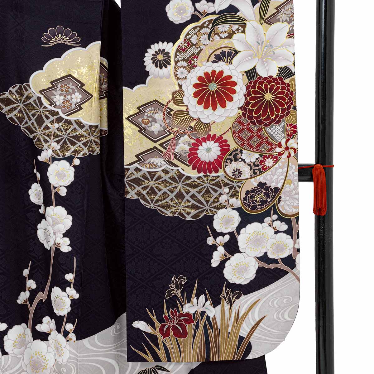 振袖： R2218濃紺 百合に椿 ねじれ梅