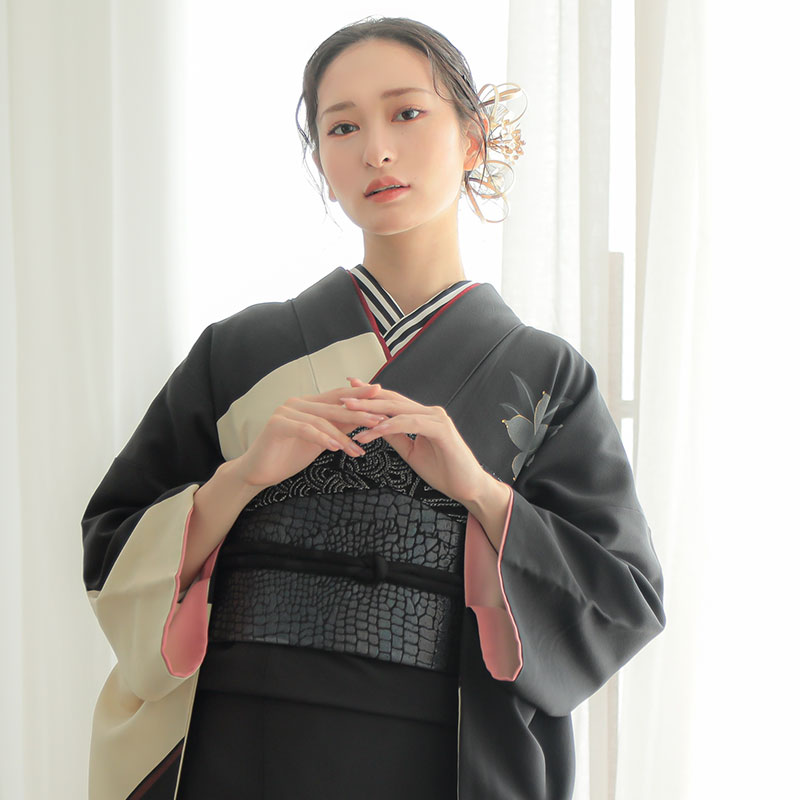 振袖：R316 【訳あり】白×黒 木蓮☆(絹)│ 振袖レンタル │ 京都着物