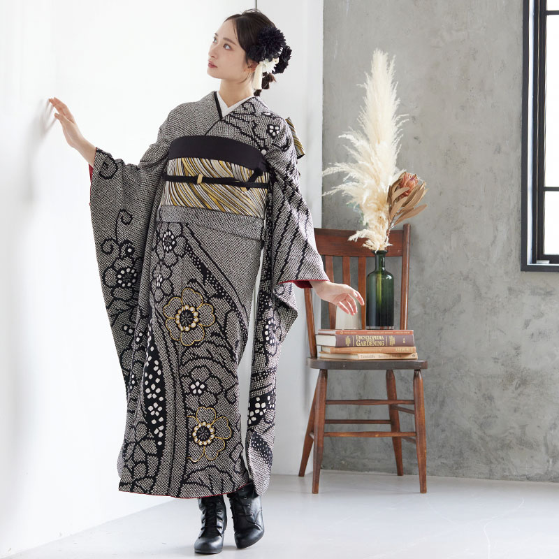 振袖：R534 黒 総絞り金駒桜模様☆(絹)│ 振袖レンタル │ 京都