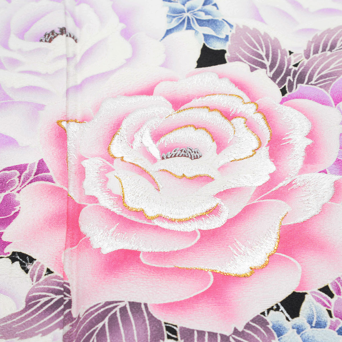 振袖：R599 黒 薔薇に孔雀(絹)│ 振袖レンタル │ 京都着物レンタル夢館