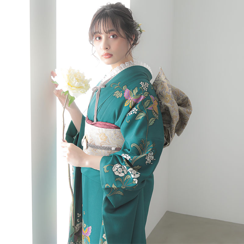 振袖：R682 青緑 蝶と蔓草花☆(絹)│ 振袖レンタル │ 京都着物