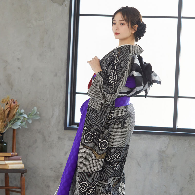 総絞り 振袖フルセット 身丈167裄66.5 牡丹花文 黒 紫 暈し染め 逸品 振袖：R702 黒 総絞り 波頭に牡丹☆(絹)│ 振袖レンタル │ 京都着物