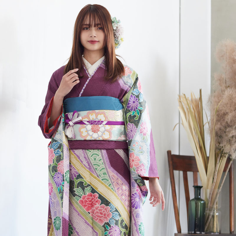 振袖：R795 赤紫 絞り 唐草菊牡丹☆(絹)│ 振袖レンタル │ 京都着物