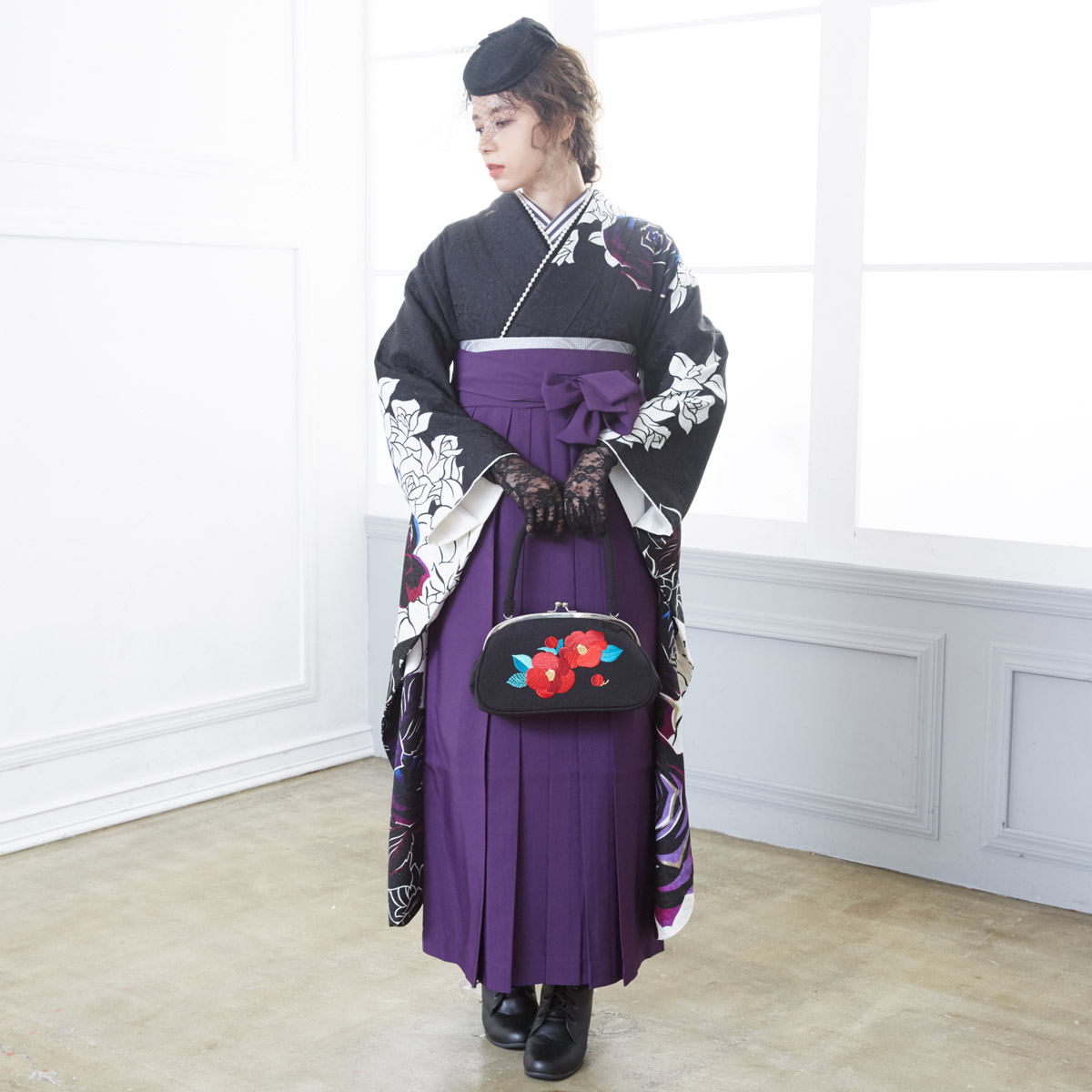 振袖袴： R1138 黒 薔薇(絹)│ 袴レンタル │ 京都着物レンタル夢館
