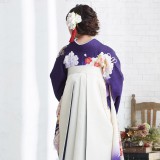 振袖袴： R1498 白×紫 牡丹に薬玉文様☆（絹）│ 袴レンタル │ 京都