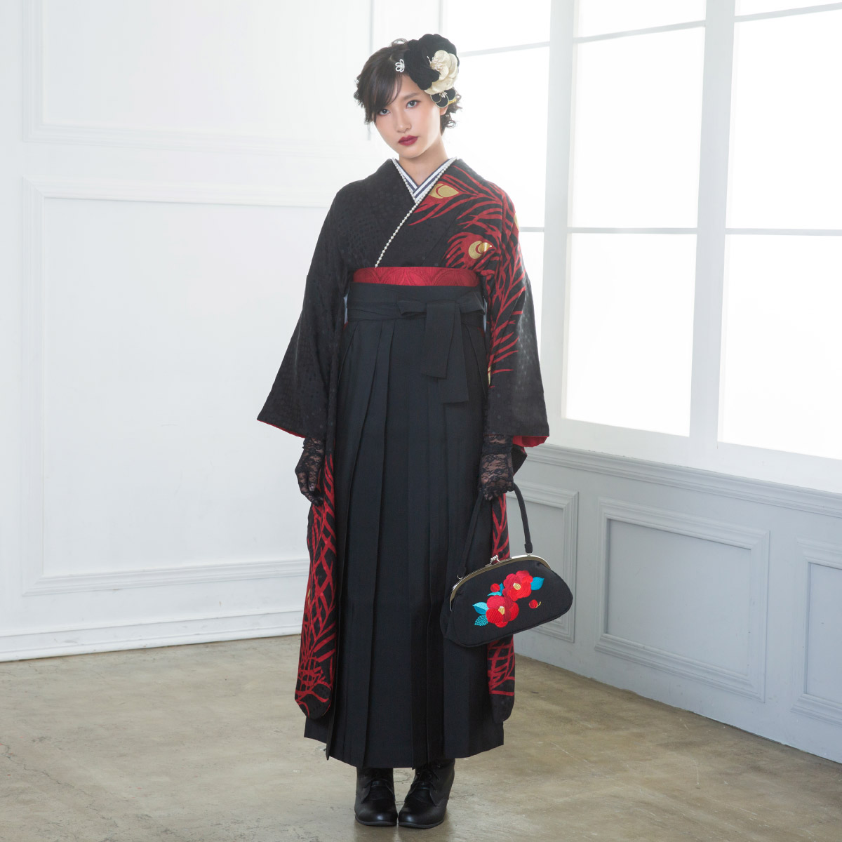 振袖袴：モダンアンテナ R1668 黒 孔雀☆(絹)│ 袴レンタル │ 京都
