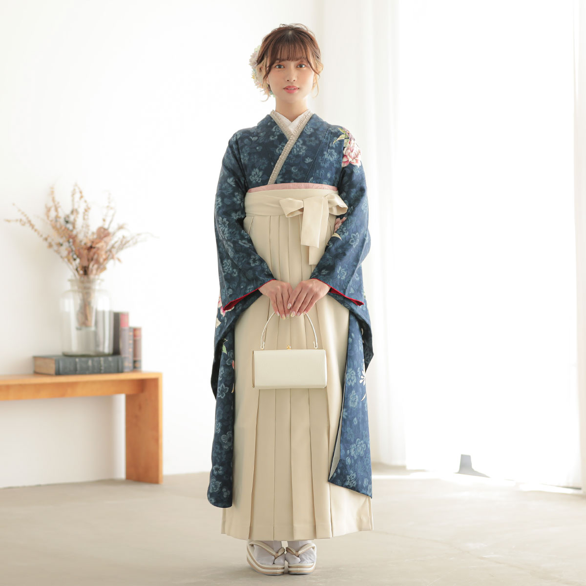 振袖袴： R2053ブルー 菊牡丹│ 袴レンタル │ 京都着物レンタル夢館