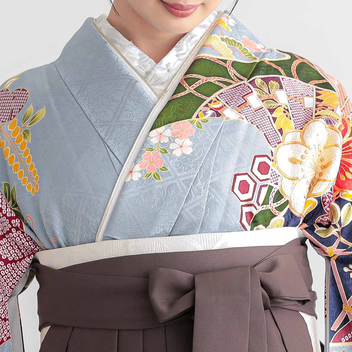 振袖袴： R2185汕頭刺繍 淡ブルーグレー 梅に菊│ 袴レンタル