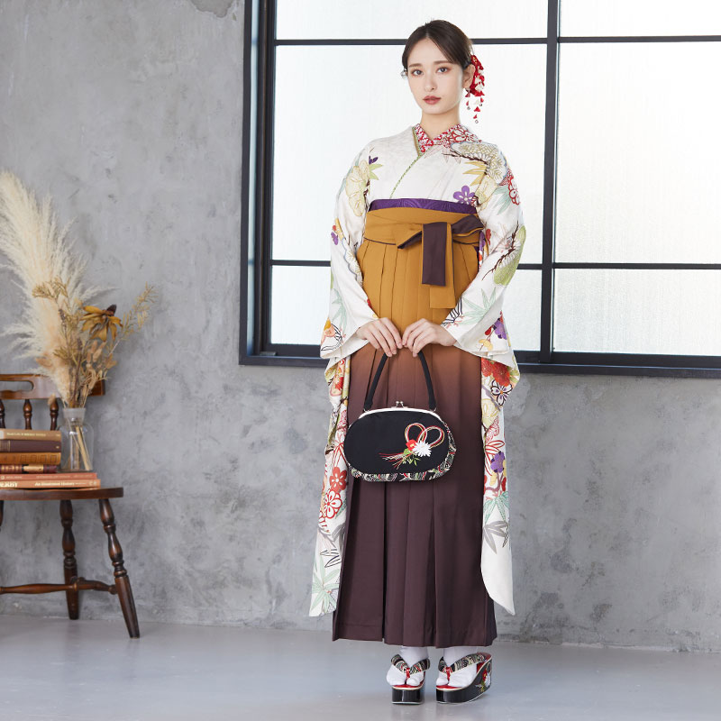 正統派古典 白地/白ベース 牡丹柄/乱菊柄 大柄 大人っぽい 綺麗系 上品