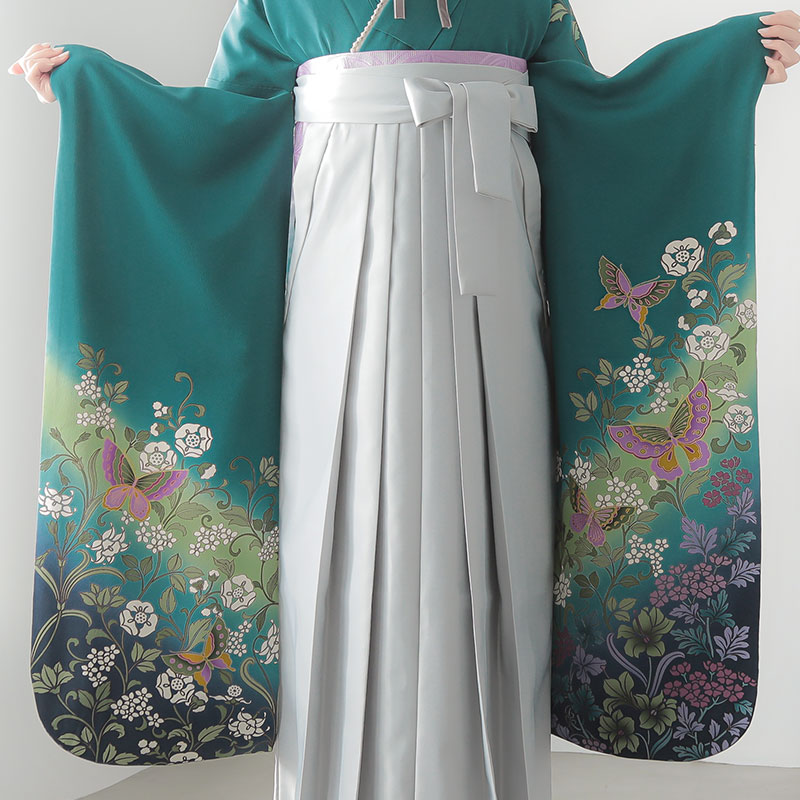 振袖袴： R682 青緑 蝶と蔓草花☆(絹)│ 袴レンタル │ 京都着物