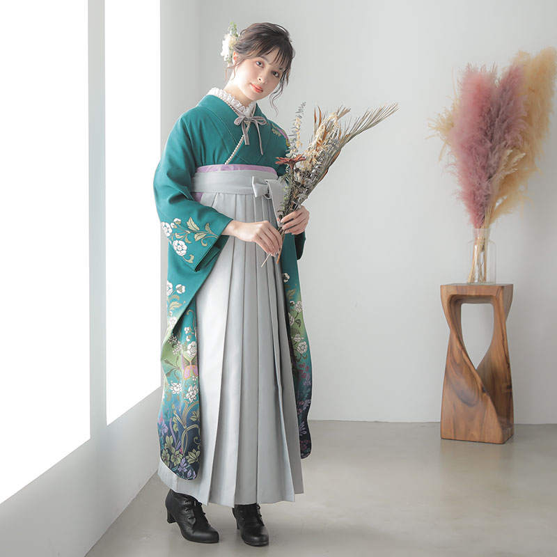 振袖袴： R682 青緑 蝶と蔓草花☆(絹)│ 袴レンタル │ 京都着物 