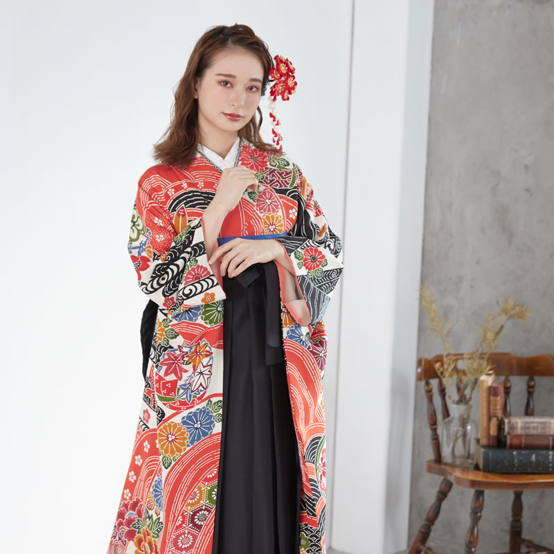 振袖袴： R867 白赤 紅型 花紋に青海波☆(絹)(宅)│ 袴レンタル
