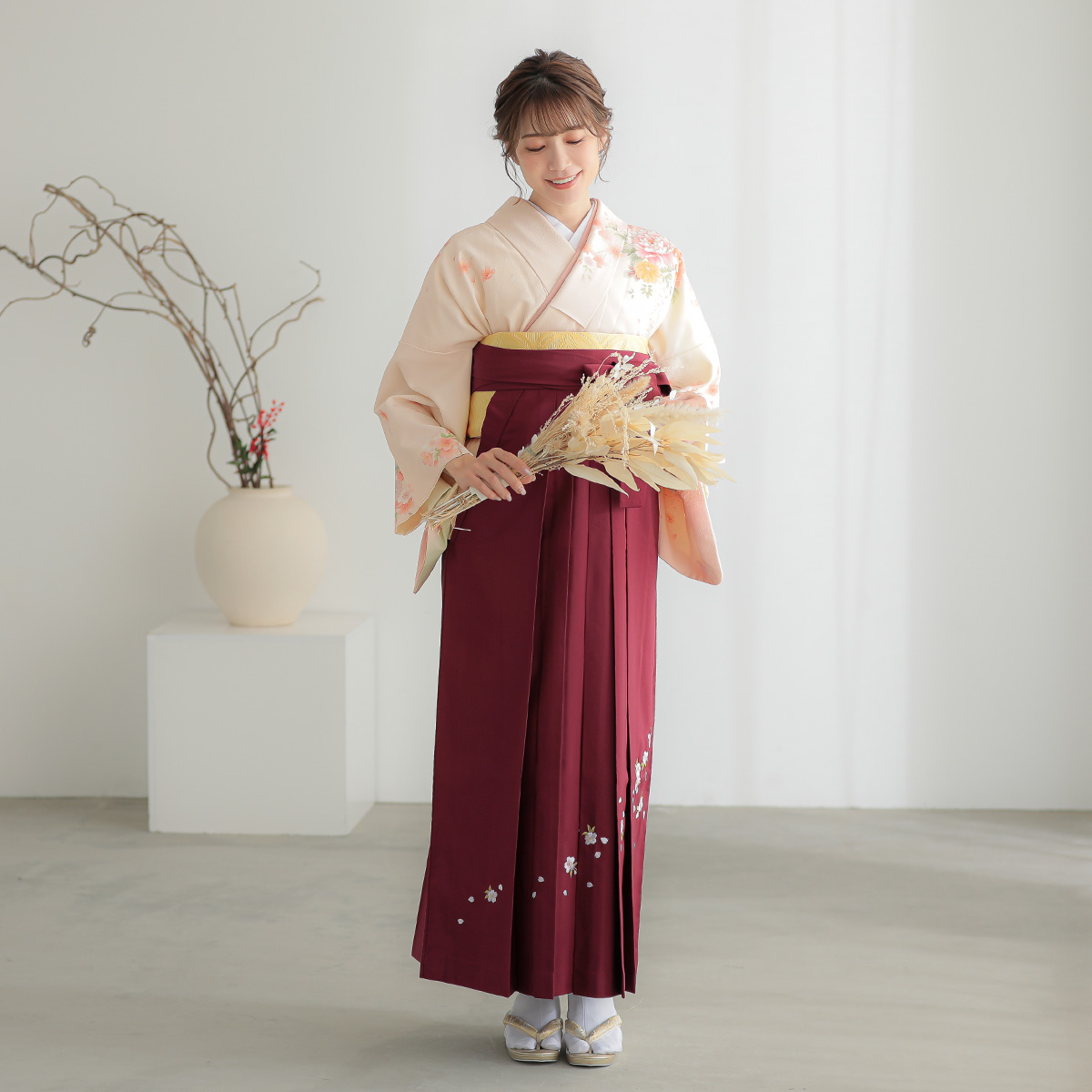 先生袴：H1029 ジャパンスタイル ベージュローゼ 牡丹に菊桜(H1030