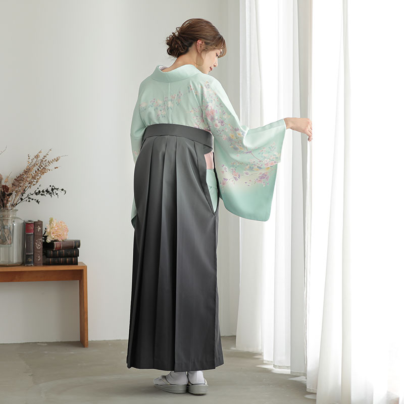 浅葱色 桜柄 振袖 身丈160 浅葱色 桜柄 振袖 身丈160（着物：41,000円～60,000円 - 銀座