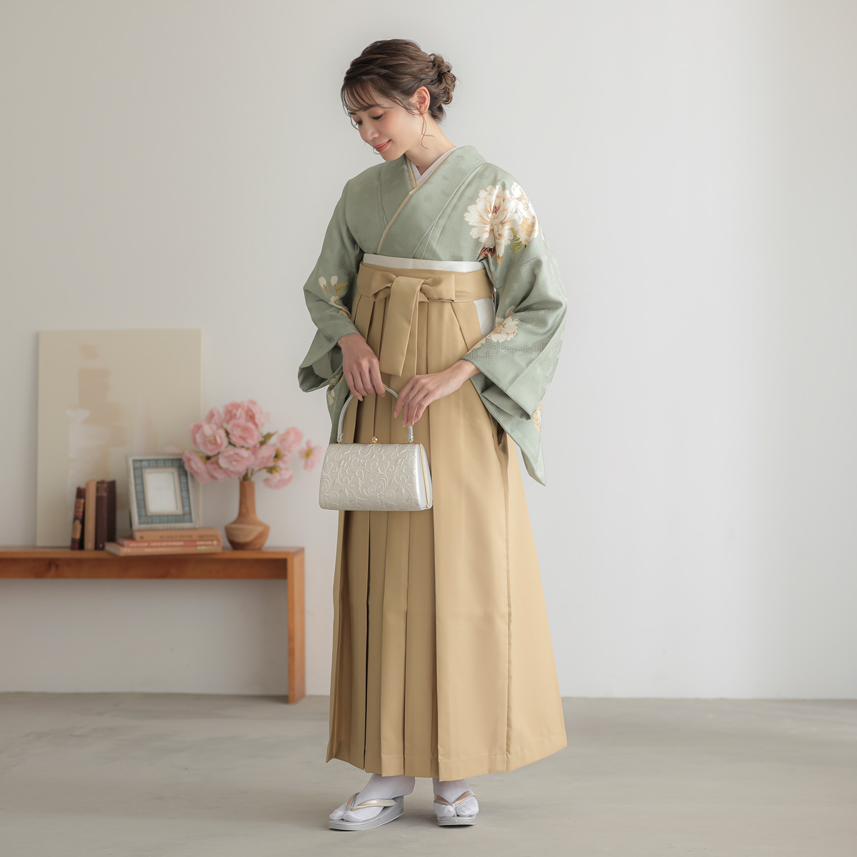 先生袴：H1358 セージグリーン 牡丹に藤と桜│ 袴レンタル │ 京都着物